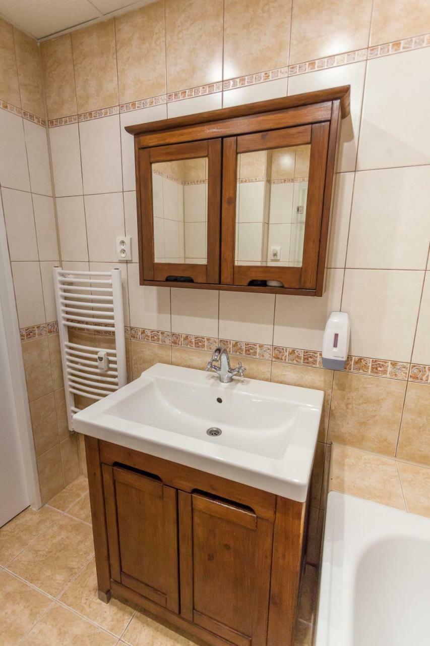 Air-Conditioned Apartment Sancova - Old Town Братислава Екстериор снимка